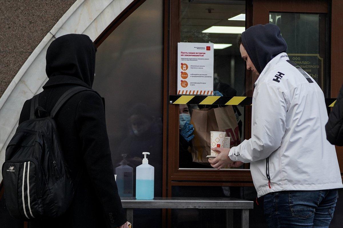 Moskova'da kısmi kapanma uygulamasına geçildi