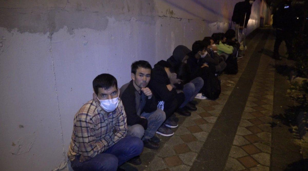 İstanbul'a taksiyle gelen 8 kaçak göçmen yakalandı