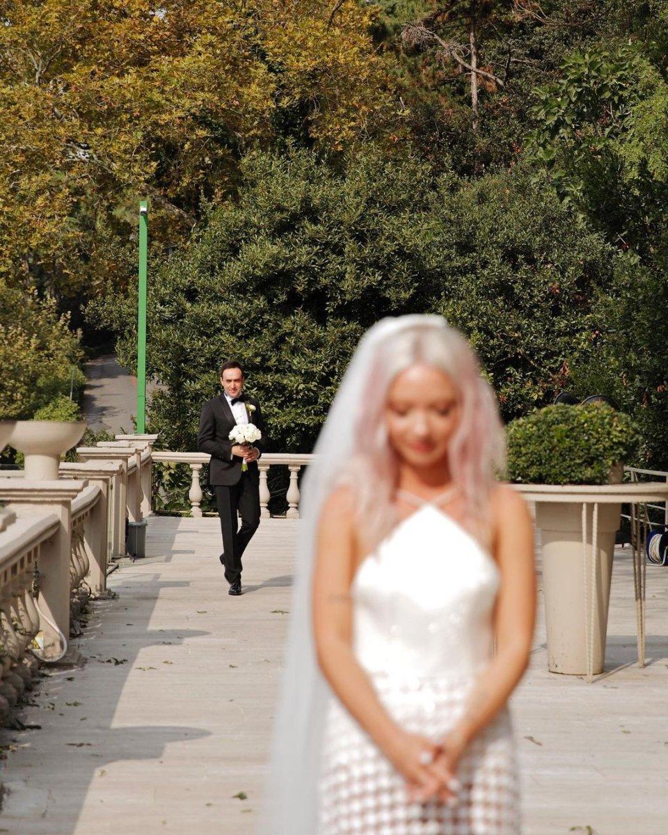 Ece Seçkin'in düğün fotoğrafları