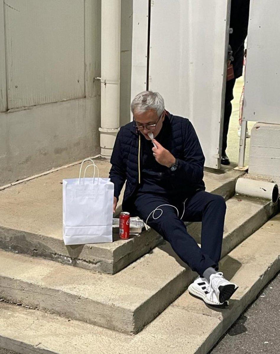 Mourinho'nun galibiyet sonrası paylaşımı