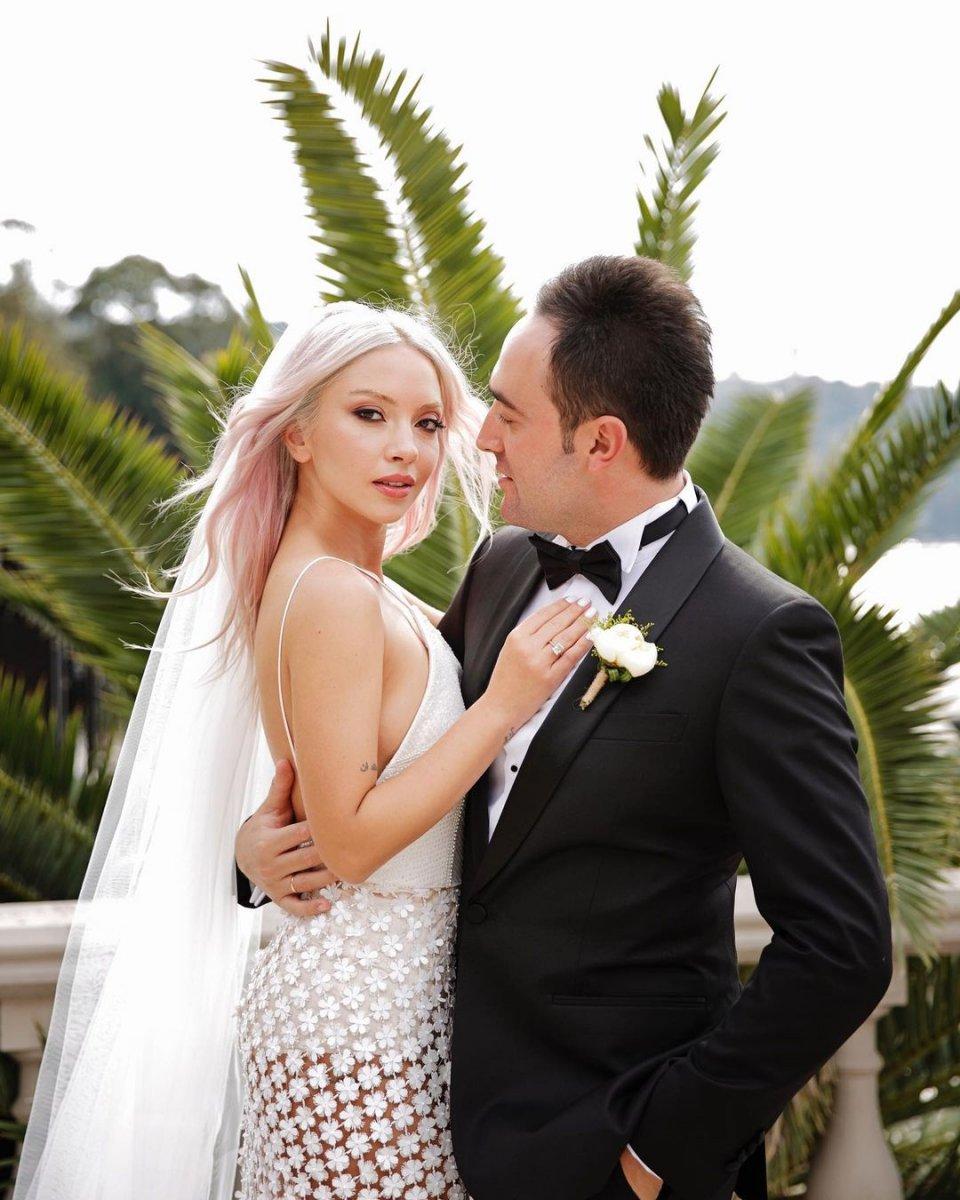 Ece Seçkin'in düğün fotoğrafları