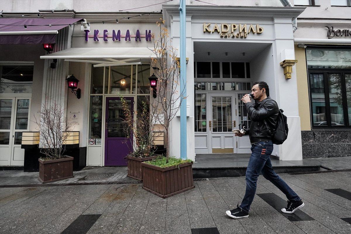 Moskova'da kısmi kapanma uygulamasına geçildi