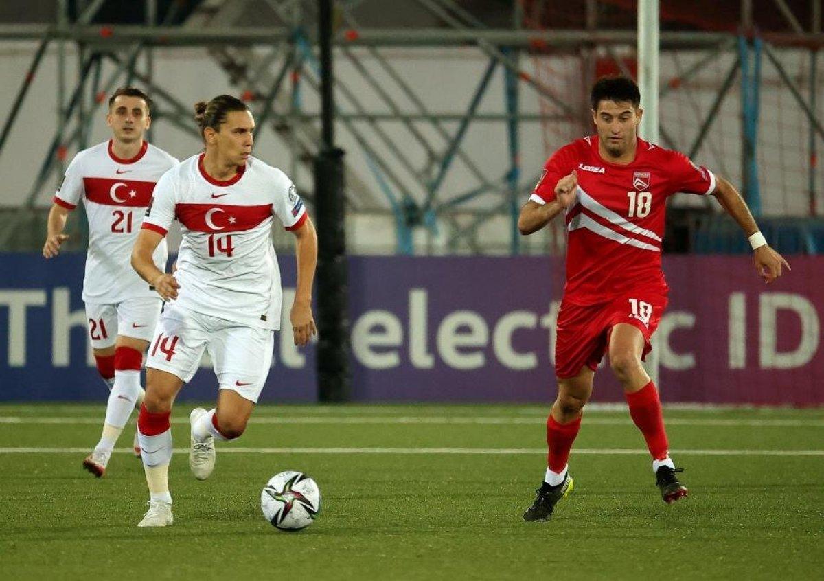 Galatasaray'da iki imza birden