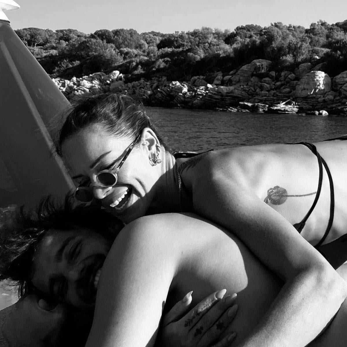 Eliz Sakuçoğlu ile DJ sevgilisi Semih Ergün'den aşk pozları