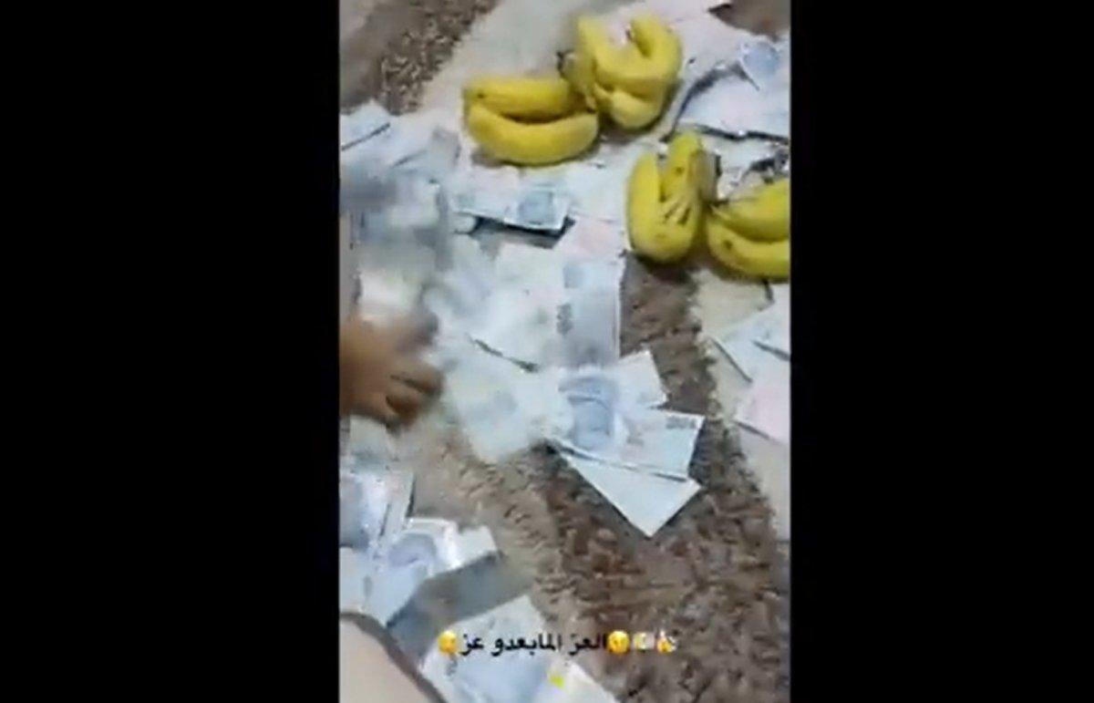 'Muz yeme' videosu paylaşan Suriyeli sığınmacılar sınır dışı edilecek