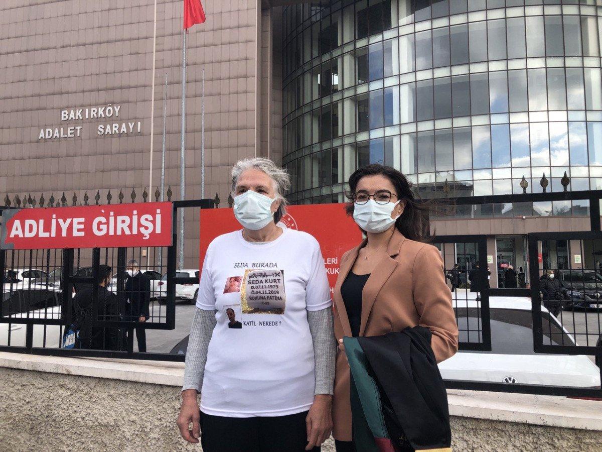 Avcılar’da öldürülen Seda Kurt’un annesi, sanığın fotoğrafını tişörte bastırdı