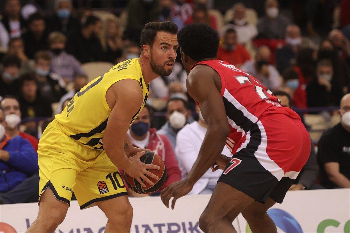 Fenerbahçe EuroLeague'de Olympiakos'a yenildi
