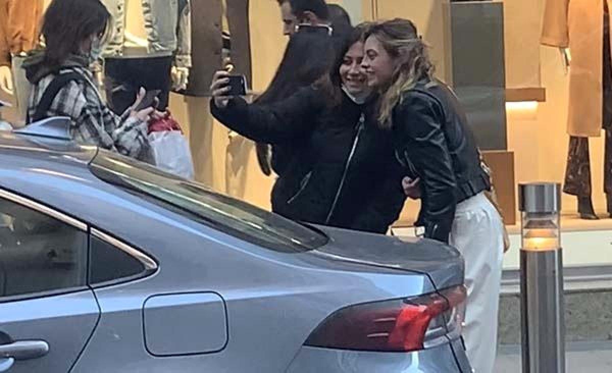 Melis Sezen'in makyajsız hali objektiflere takıldı