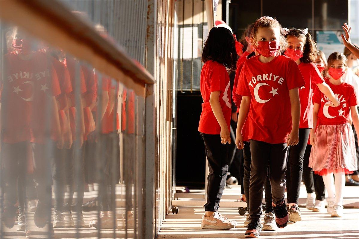 29 Ekim Cumhuriyet Bayramı, ülke genelinde coşkuyla karşılandı