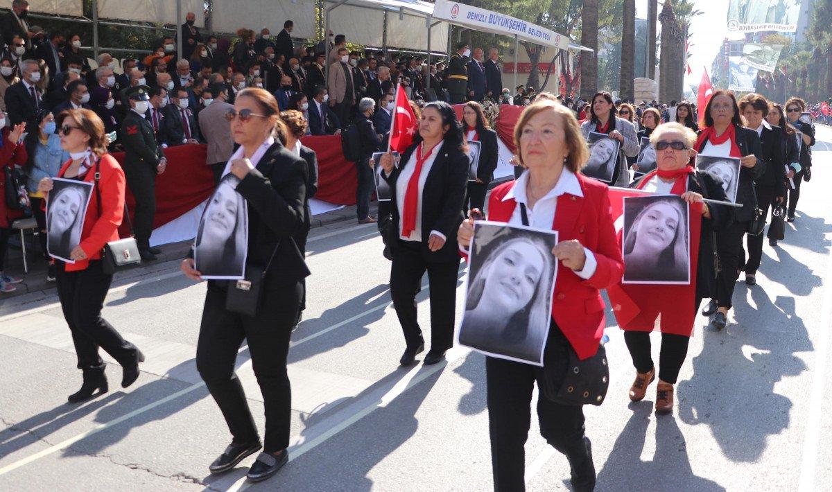 Denizli'de 29 Ekim için geçit töreni düzenlendi: Öldürülen Şebnem unutulmadı