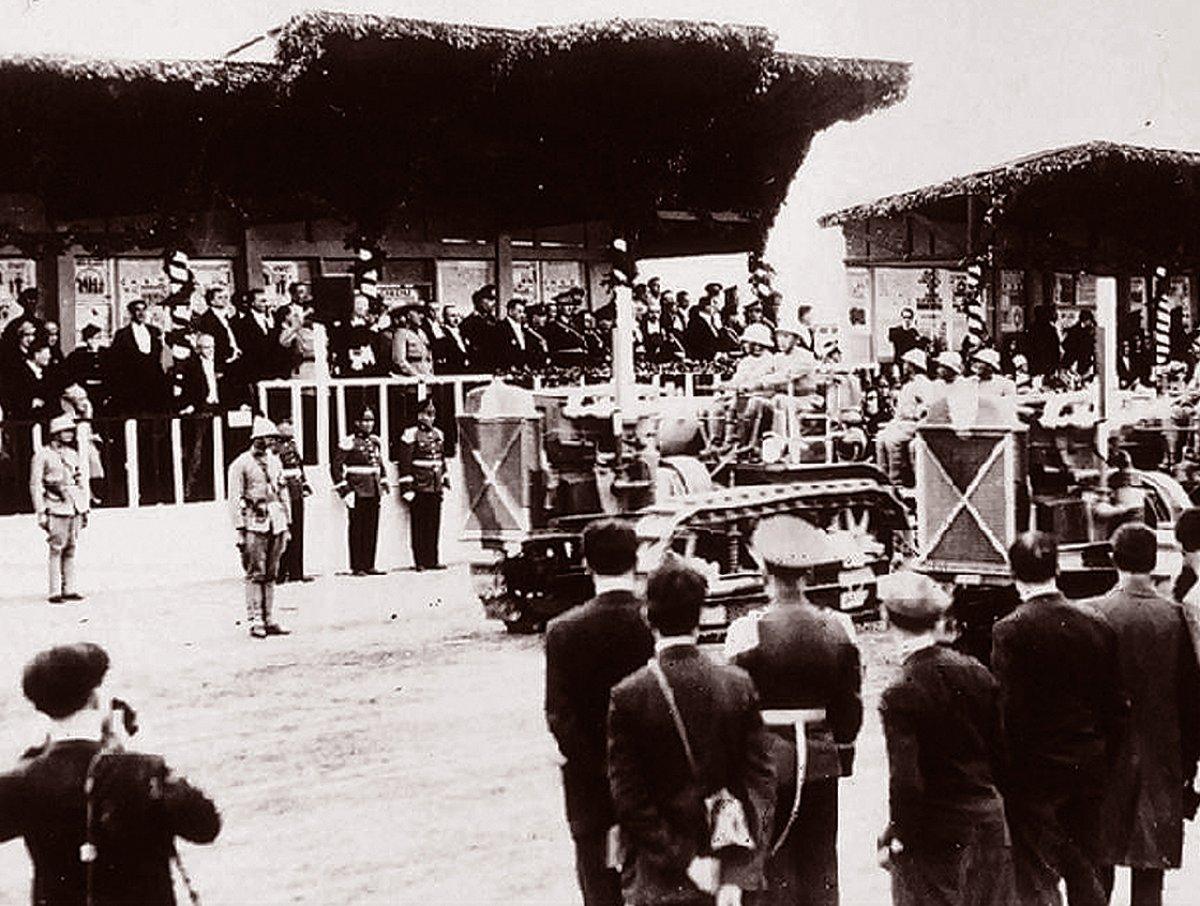 Tüm yurtta aynı coşku: Türkiye Cumhuriyeti 98 yaşında