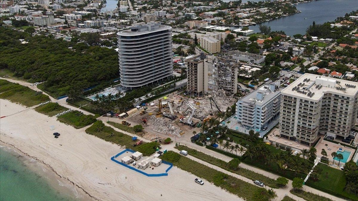 Miami'de 98 kişinin öldüğü binanın enkazı halen kaldırılamadı
