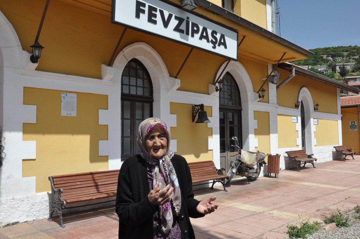 Gaziantep'te Fatma Tıraş: Boyum yetmeyince taşa çıktım, Atatürk'ü gördüm