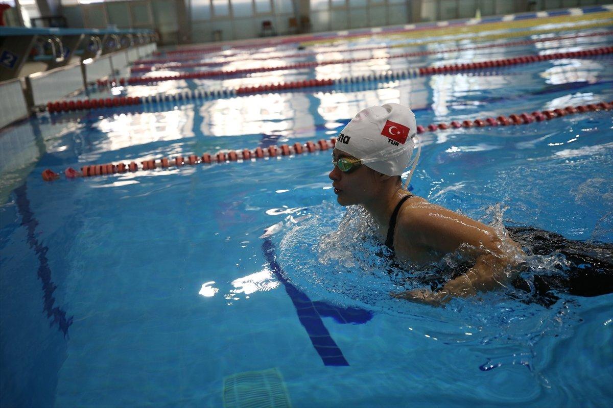 Özel sporcu Ada Zehra'nın 4 dünya rekoru sevinci