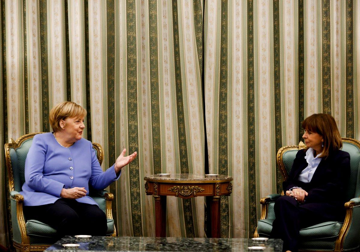 Angela Merkel, Yunanistan'da Kiryakos Miçotakis ile görüştü