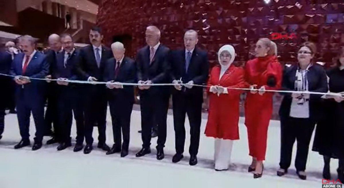 Atatürk Kültür Merkezi hizmete açıldı