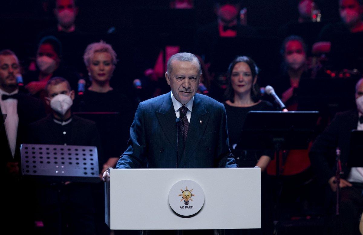 Cumhurbaşkanı Erdoğan'dan Memleket İsterim şiiri