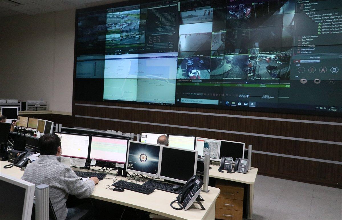 İzmir depreminde polis telsizinden yapılan konuşmalar