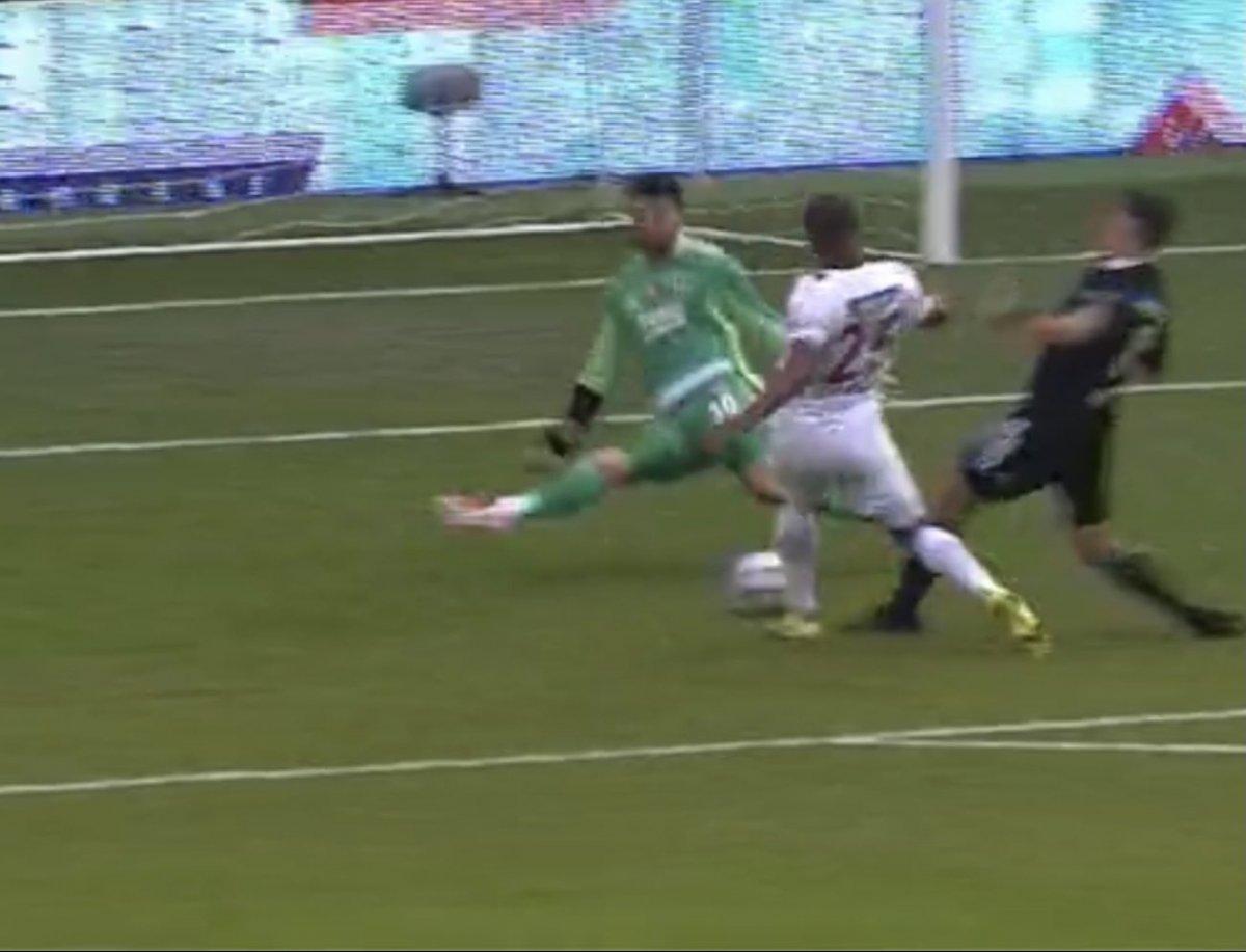 Hatayspor'un golü öncesi faul beklentisi