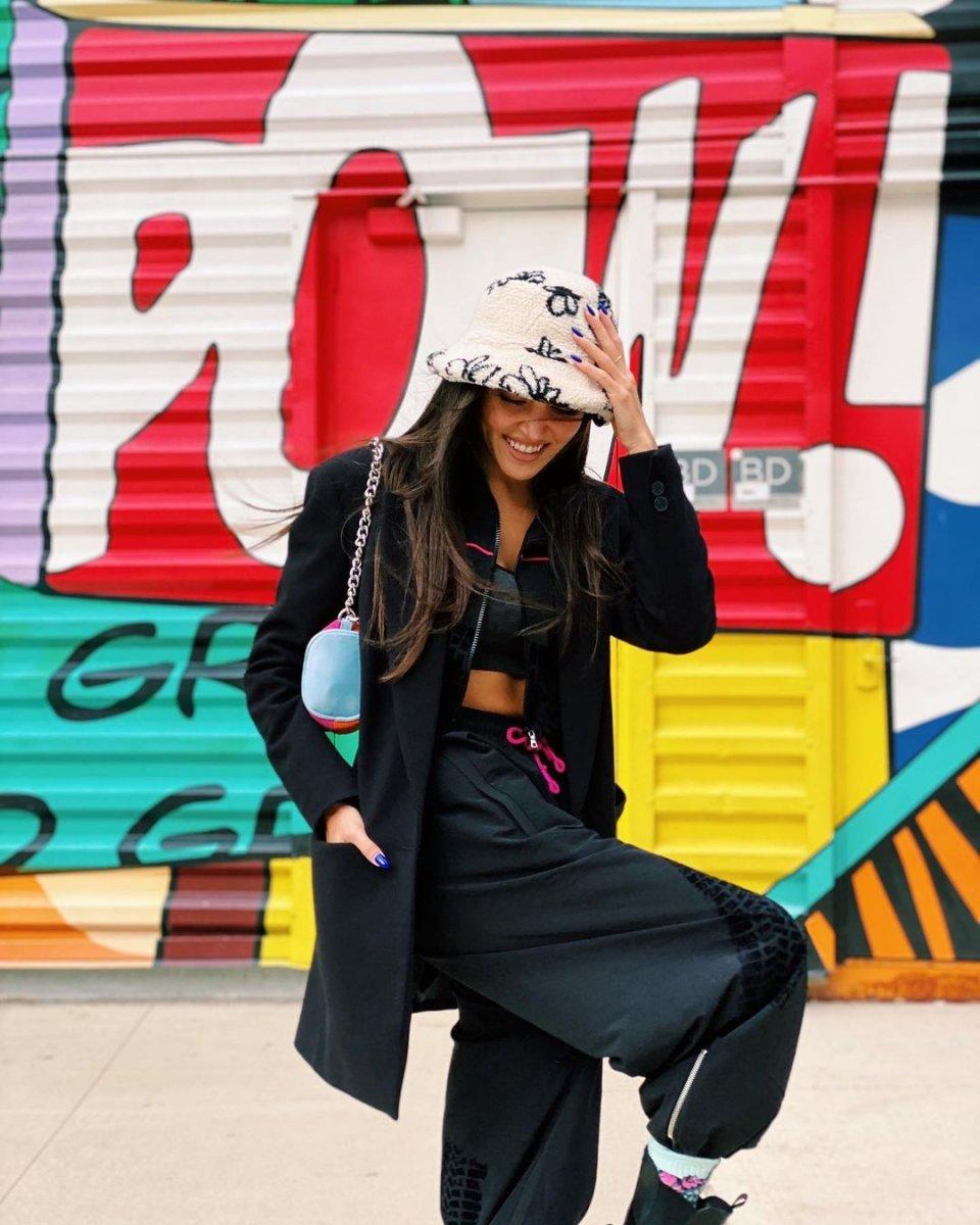 Hande Erçel’den Kerem Bürsin paylaşımı