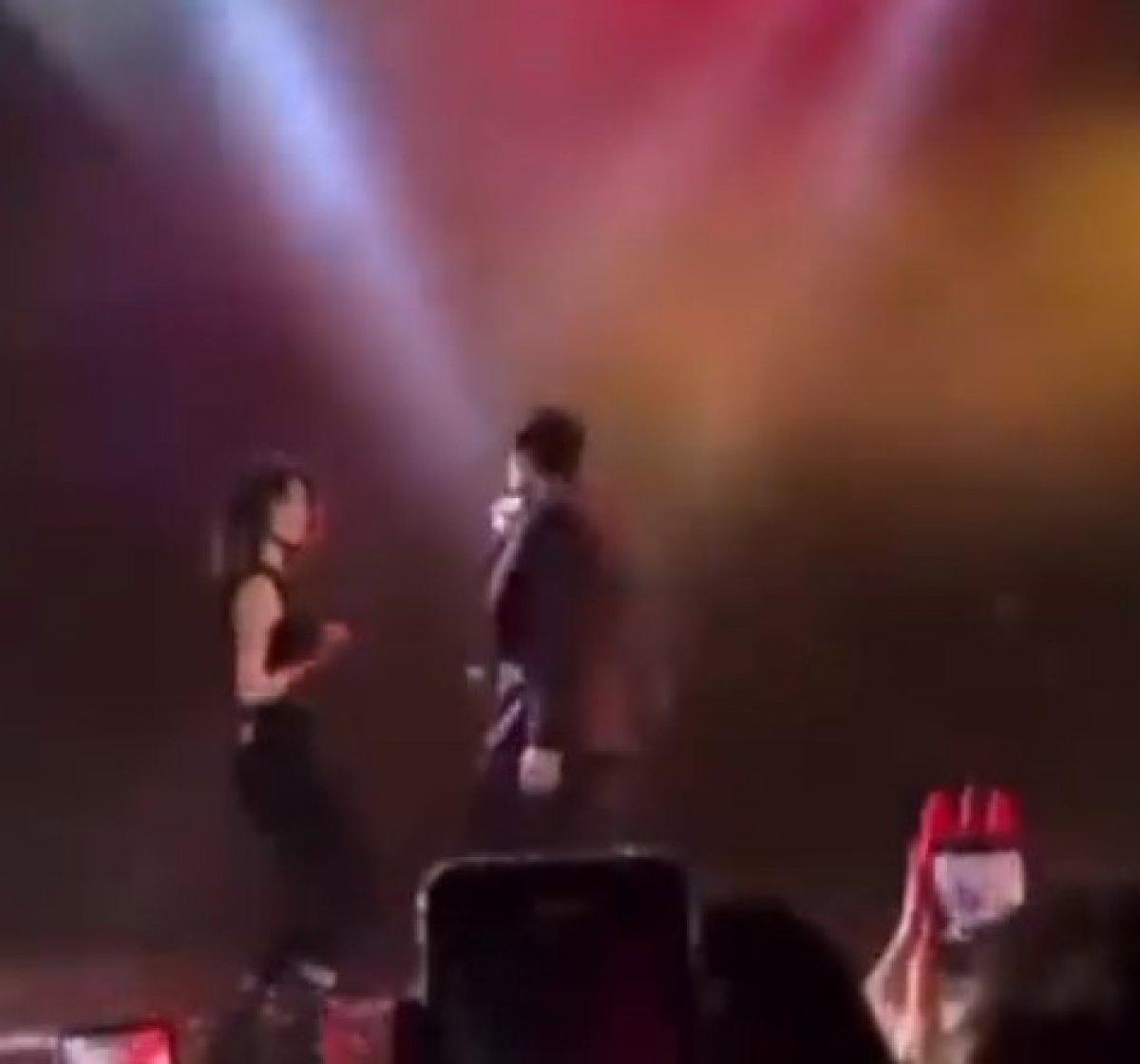 Kenan Doğulu ve Beren Saat sahnede dans etti