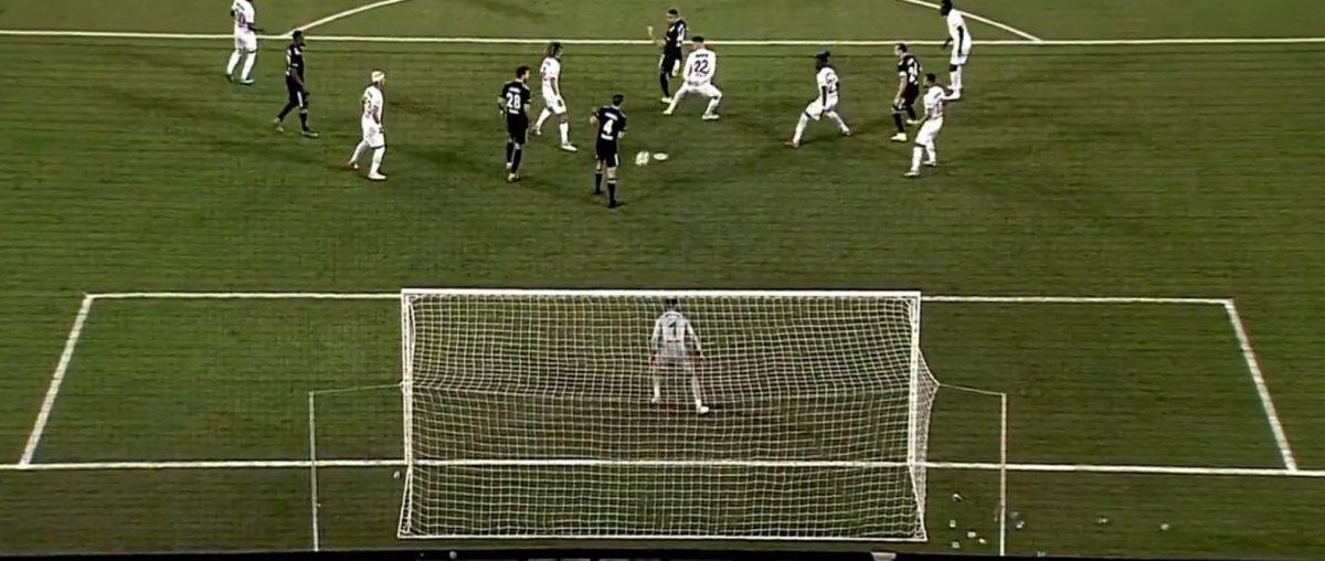 Mehmet Topal'ın pozisyonu tartışmalara neden oldu