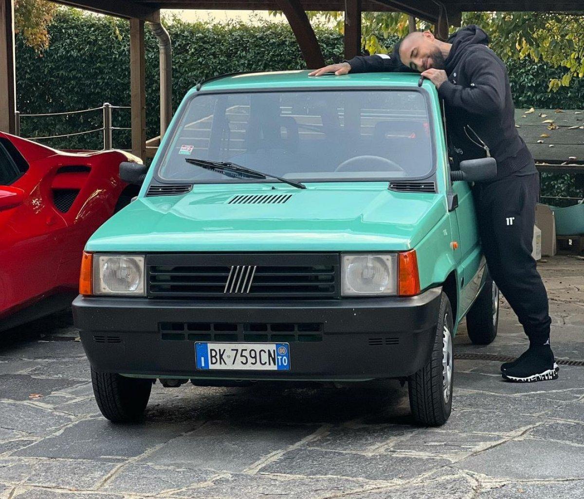 Arturo Vidal, antrenmana 2 bin euroluk aracıyla gitti