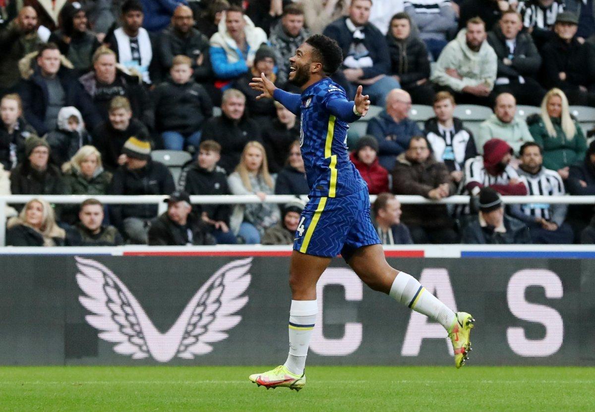 Newcastle United'ı 3-0 yenen Chelsea zirveye tutundu