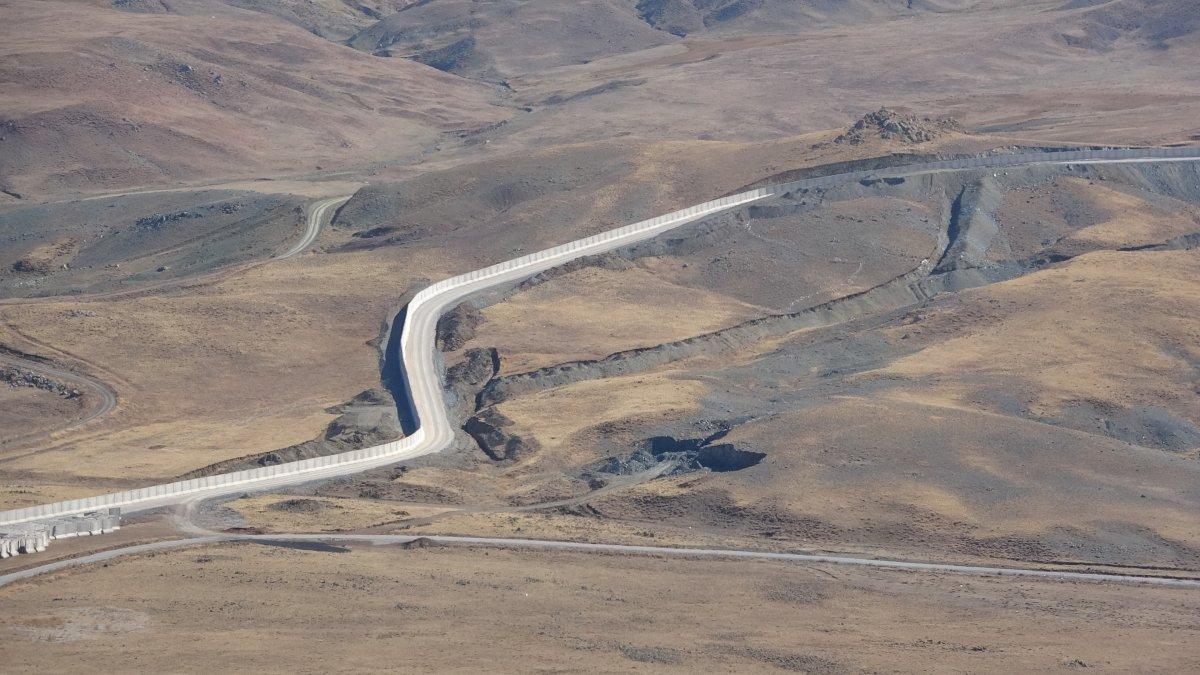 Van’ın İran sınırına 27 kilometrelik duvar örüldü