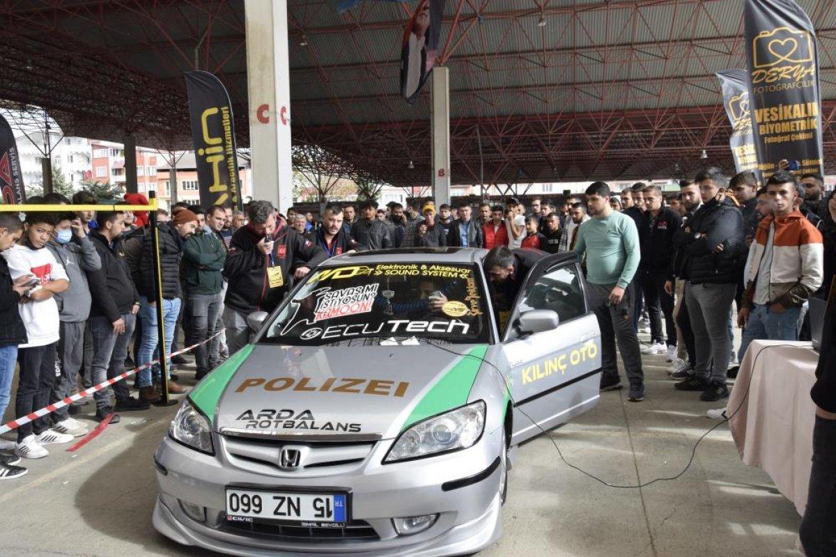 Modifiye tutkunları Burdur'da bir araya geldi