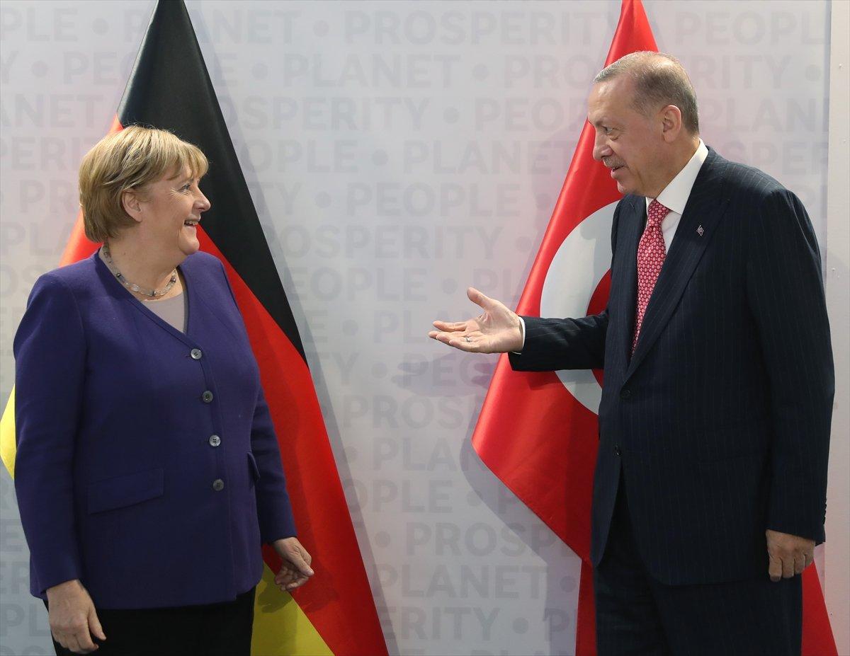 Cumhurbaşkanı Erdoğan, G20'de Angela Merkel'i kabul etti
