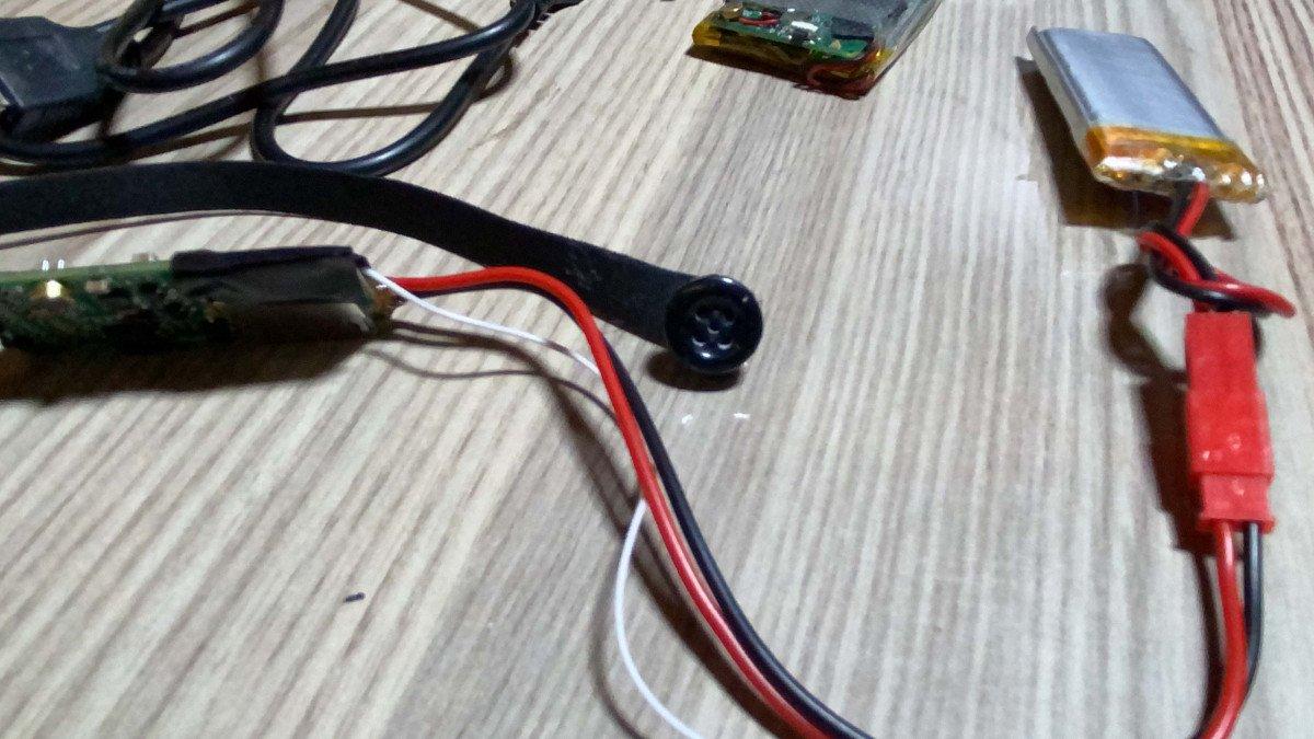 Osmaniye’de 2 kişi, ehliyet sınavında kopya düzeneği ile yakalandı