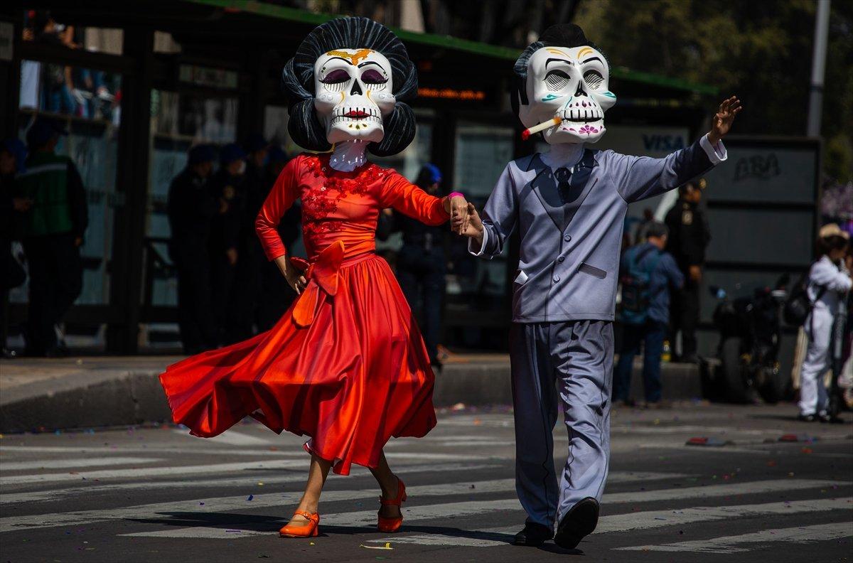 Meksika'da Ölüler Günü festivali gerçekleşti