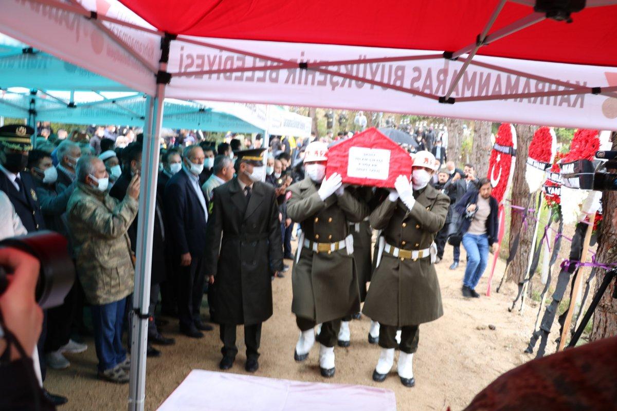 Irak'ın kuzeyinde şehit olan sözleşmeli er İslam Çiftçi toprağa verildi