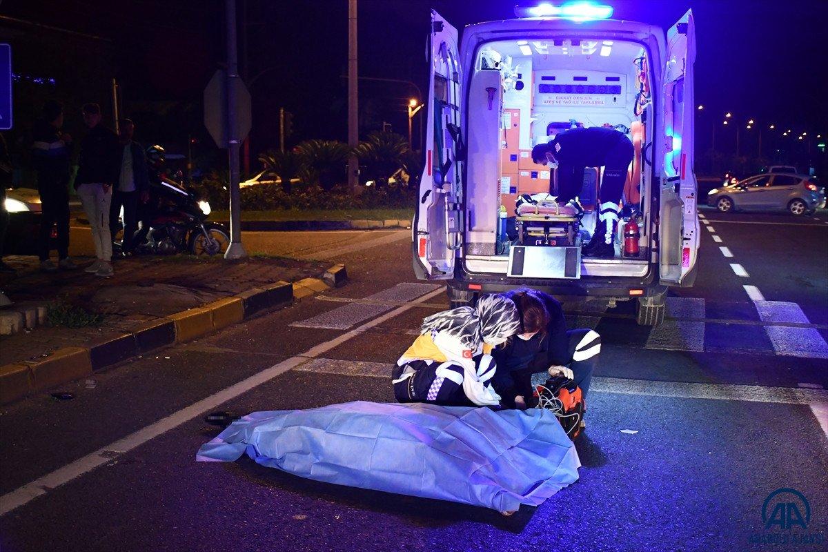 Manisa'da kara yolunda bir kişi ölü olarak bulundu