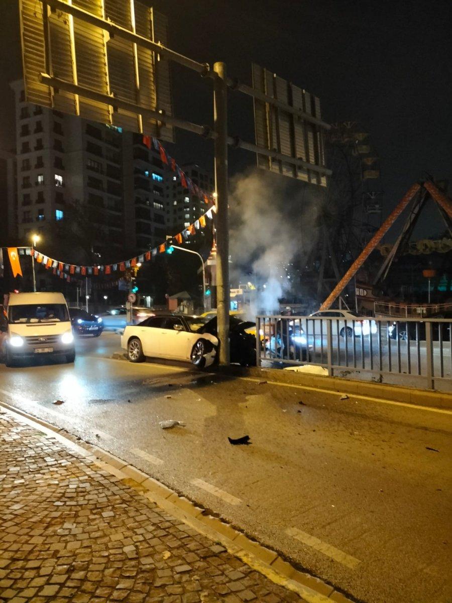 Bostancı'da korkunç kaza