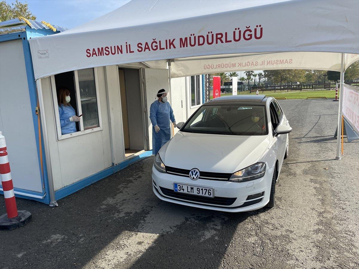 Türkiye'de ilk 'araçta PCR testi' Samsun'da yapıldı