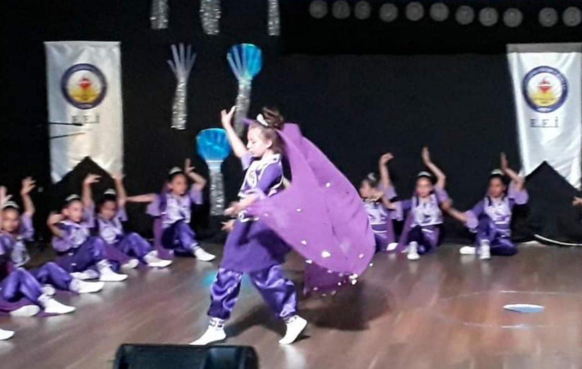 İzmir'deki Rapunzel Pelin'in saçları boyunu geçti