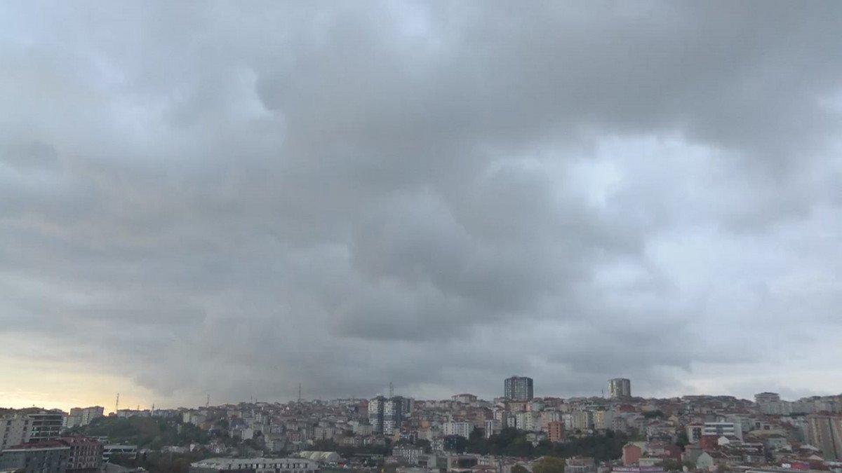 İstanbul'da trafikle birlikte hava kirliliği artıyor