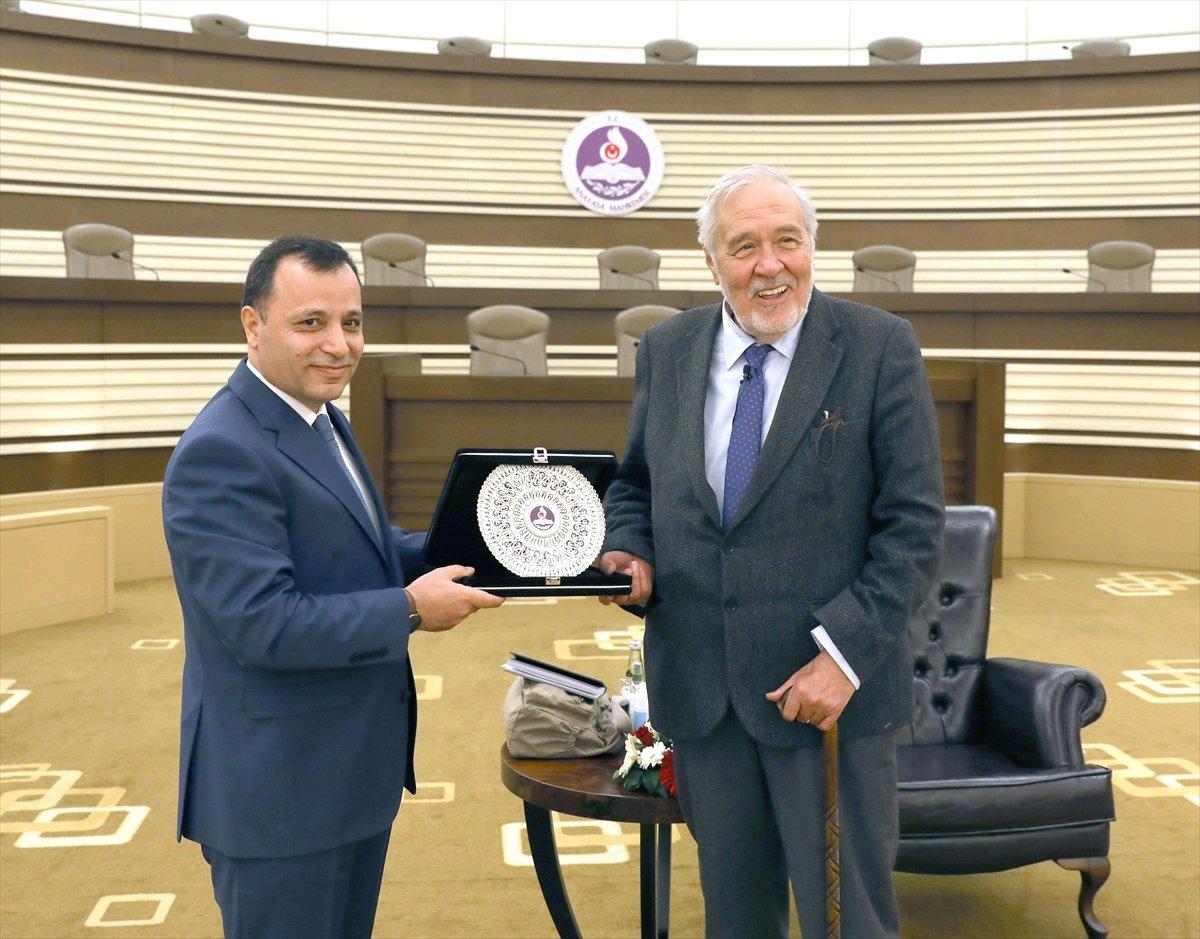 İlber Ortaylı'dan ulemadan veya seçkinlerden oluşan senato önerisi