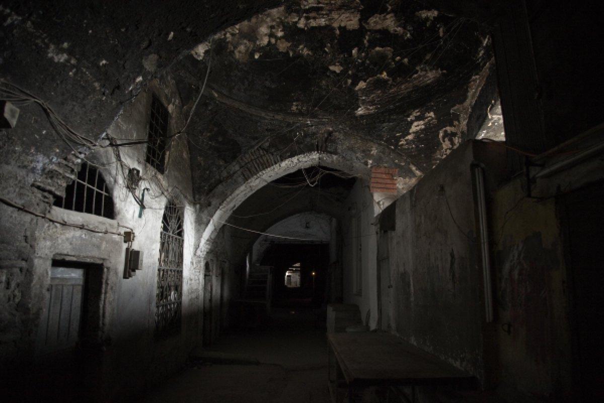 Anadolu'ya yapılan üç günlük gezinin şiirleri: Han Duvarları