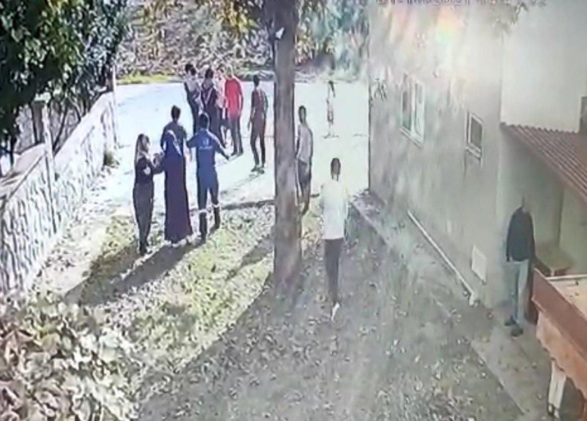 Kocaeli'de çocuklar kavga etti, bir anne ile oğlu dayak yedi