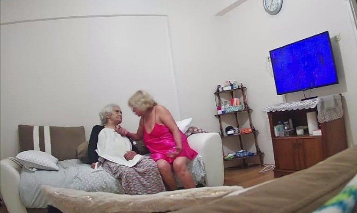 Kayseri’de Rus bakıcı, yaşlı kadına şiddet uyguladı