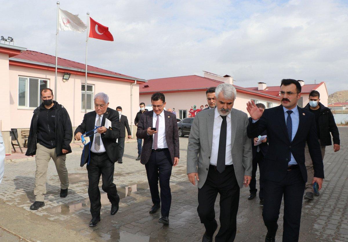 TBMM heyeti, geri gönderme merkezlerini ziyaret etti