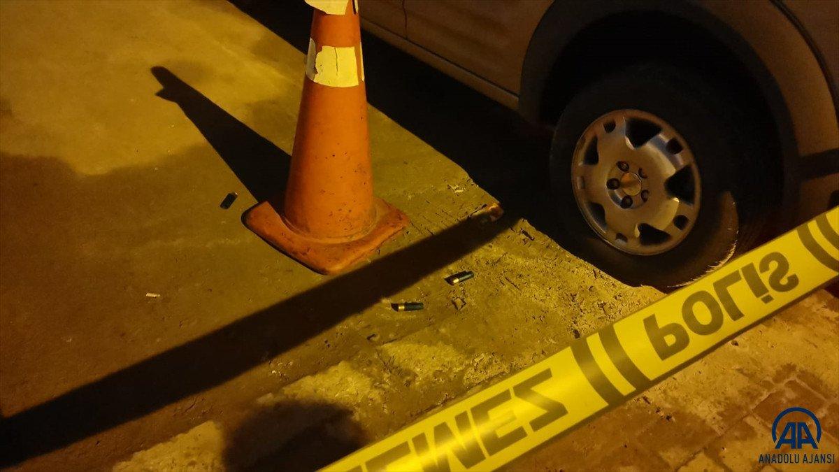 Gebze'de bir iş yerini pompalı tüfekle taradılar