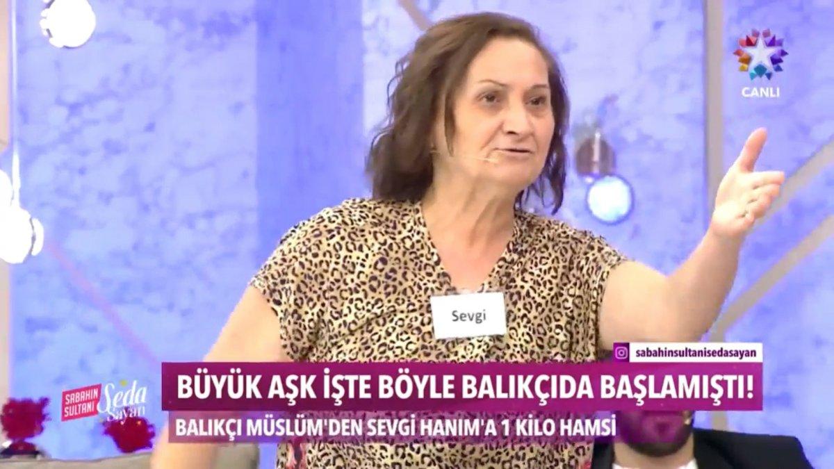 Damat adayı, Seda Sayan’ın programına hamsi ile geldi