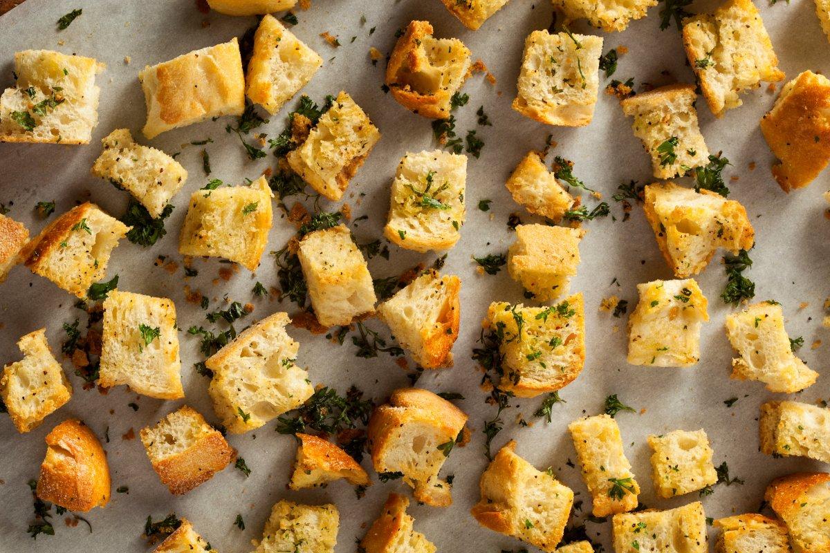 Bayat ekmekleri değerlendirmenin en lezzetli 4 yolu