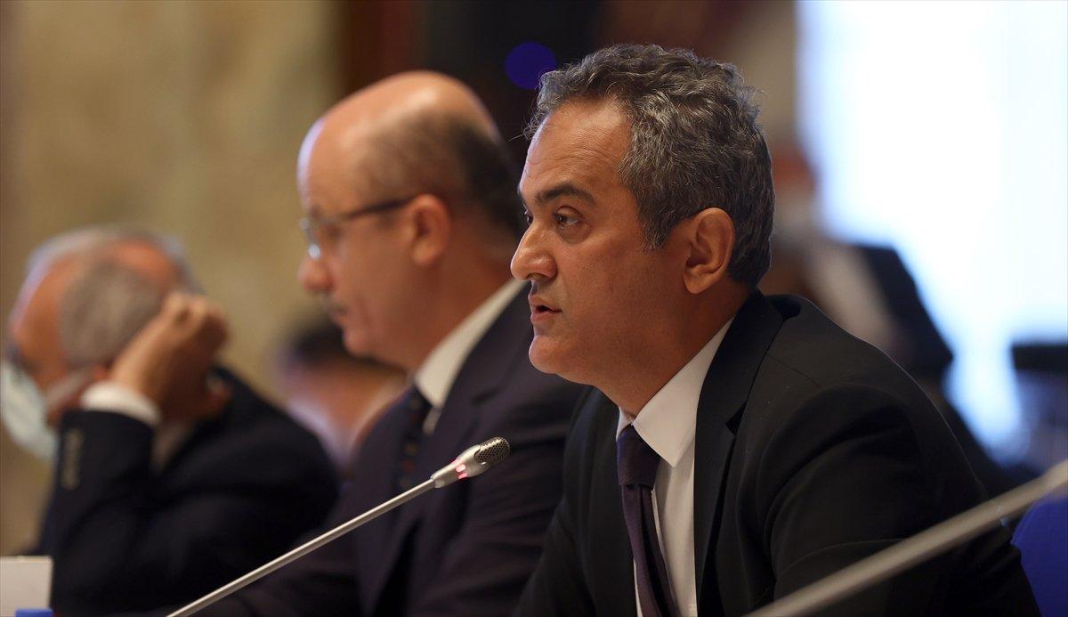 Mahmut Özer: Yüz yüze eğitimde kararlıyız