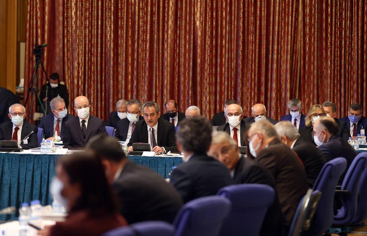 Mahmut Özer: Yüz yüze eğitimde kararlıyız