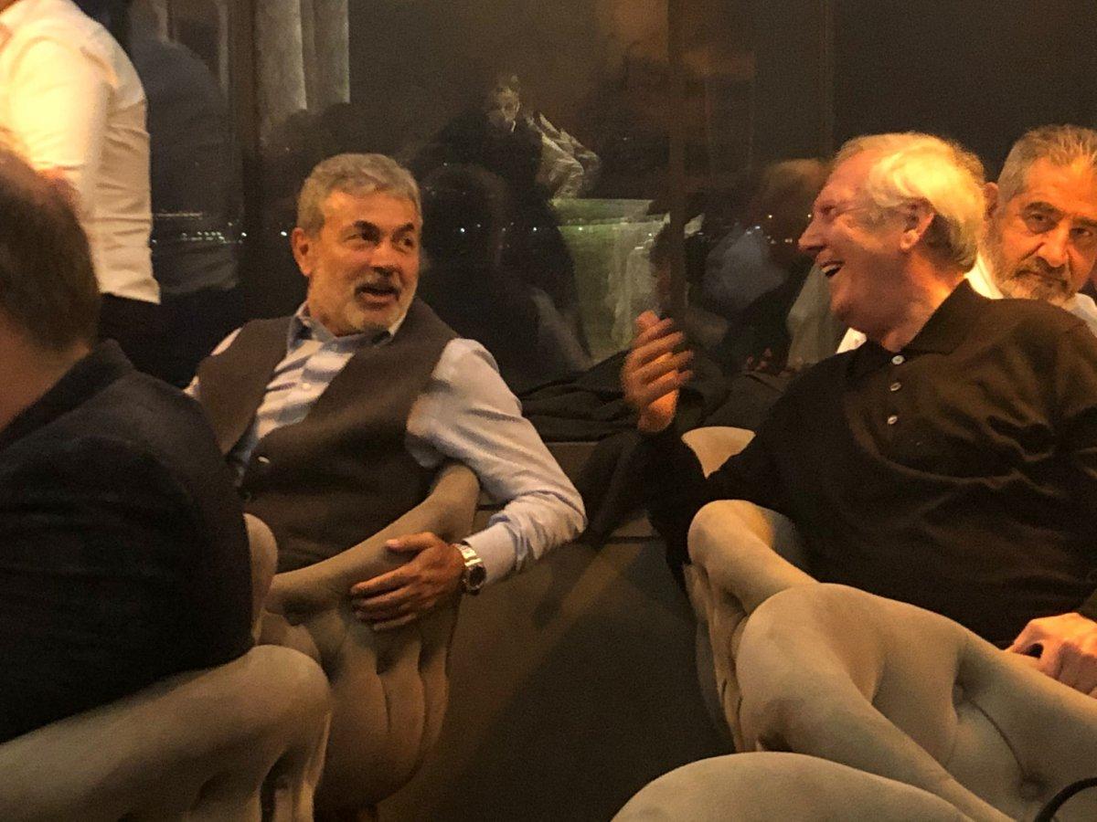 Aziz Yıldırım 69'uncu yaşını kutladı